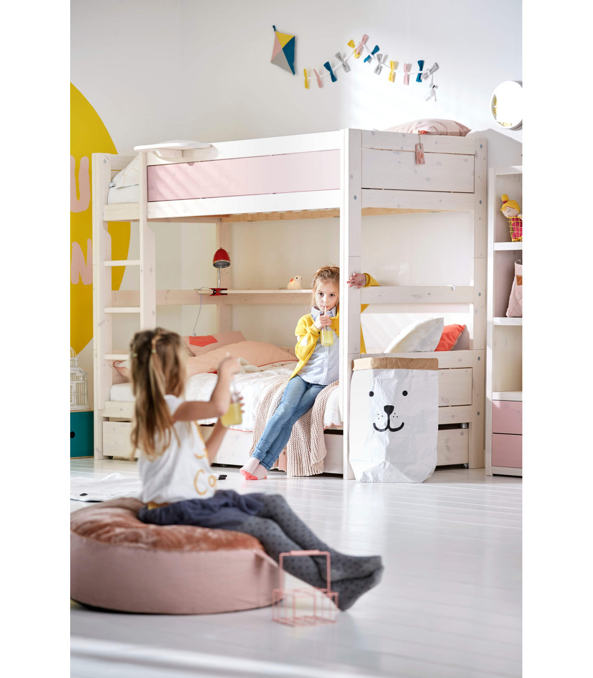 Lifetime bunk bed Bunk Bed incl ladder, bookcase, front pink, fall