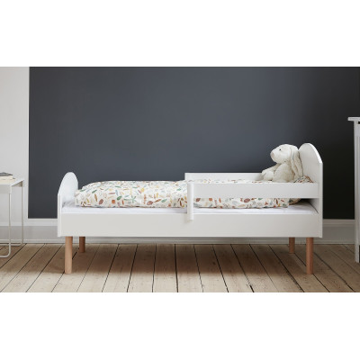 Manis-h Junior Retro Bed with Beech Legs Snow white