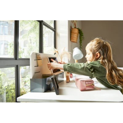 Lifetime desk with drawer and white legs