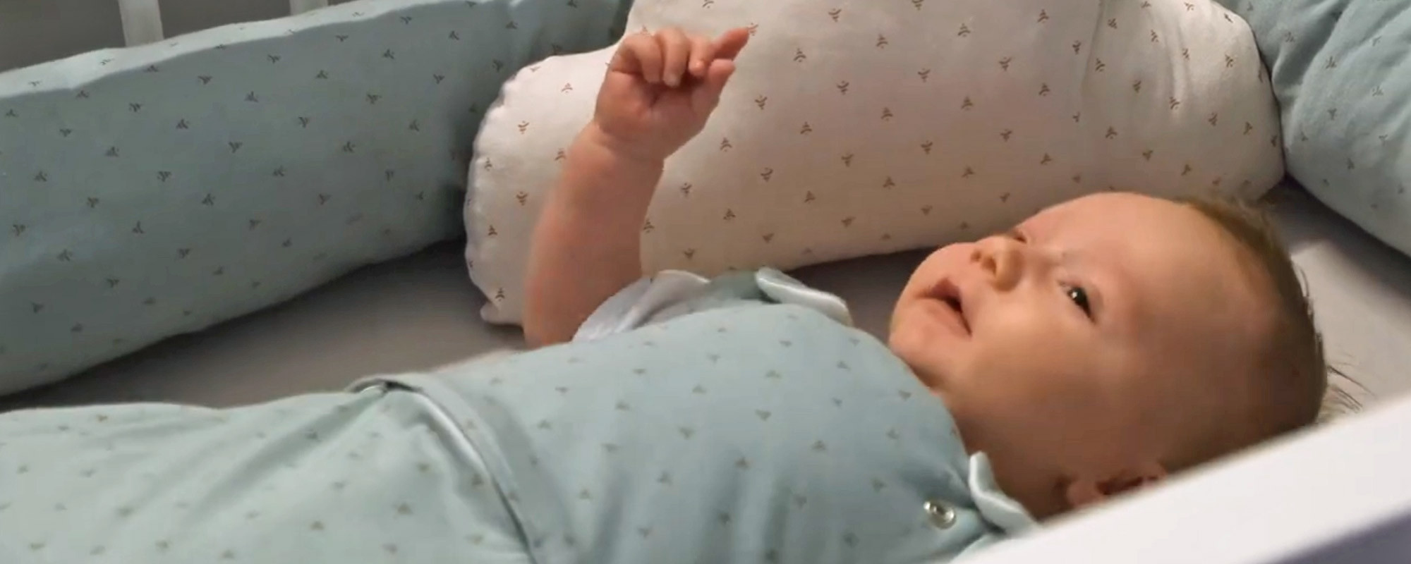 Welche Babyschlafsack-Grösse ist ideal für mein Baby?
